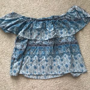 Off-The-Shoulder Crop Yop